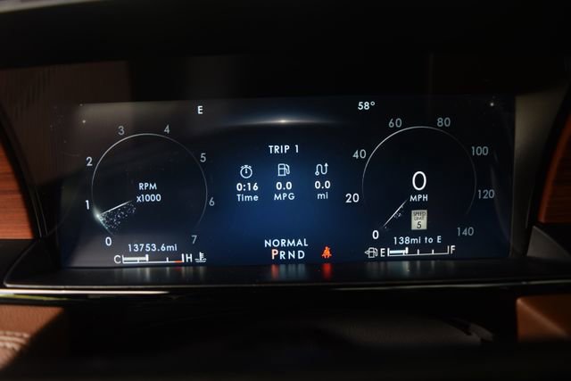 Used 2024 Lincoln Navigator L Reserve AWD/4WD image 3