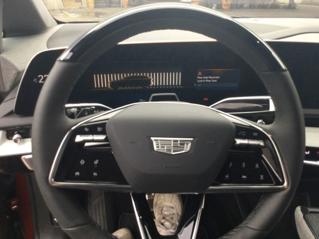 New 2025 Chevrolet Traverse LT w/ Enhanced Driving Package image 16