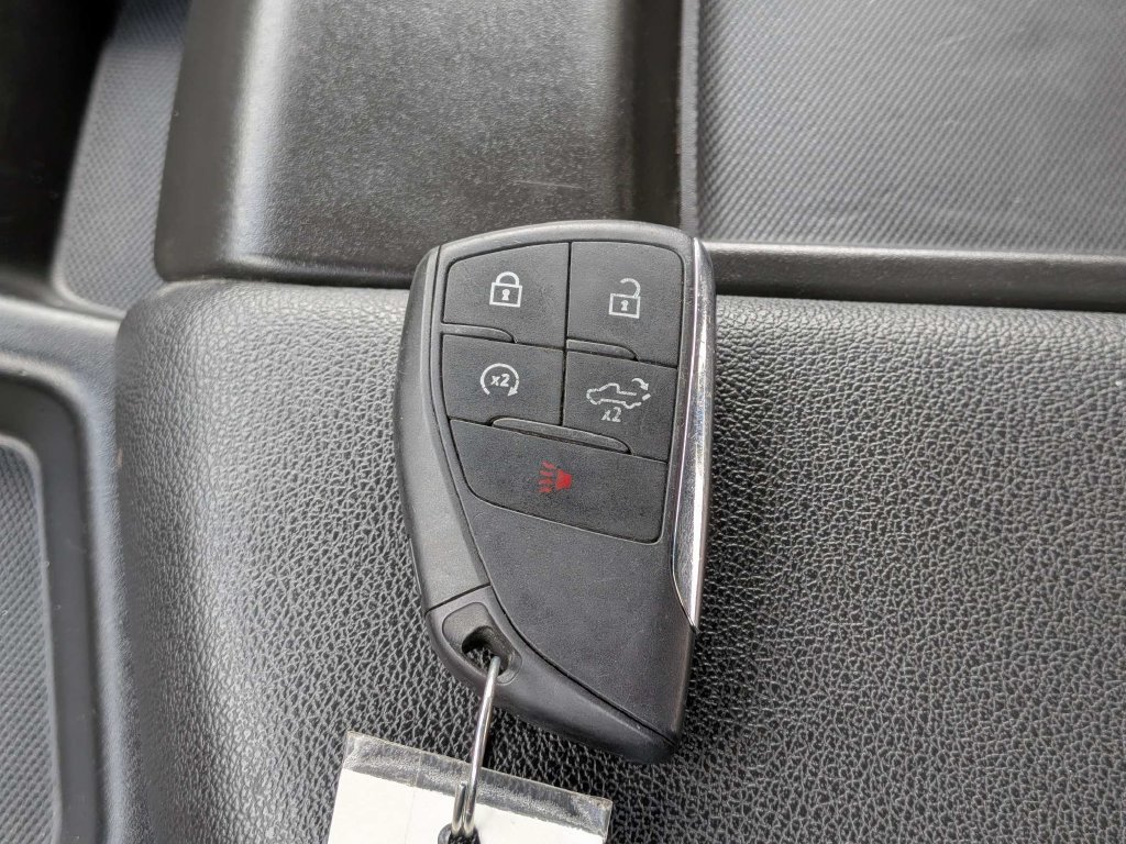 Used 2025 GMC Sierra 1500 SLT RWD image 30