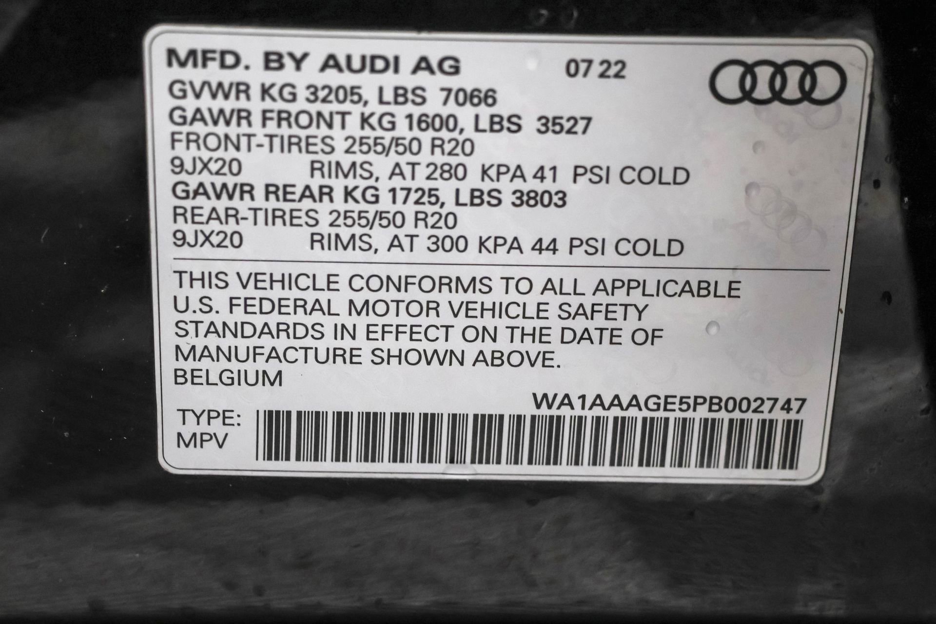 Used 2023 Audi e-tron Premium image 52