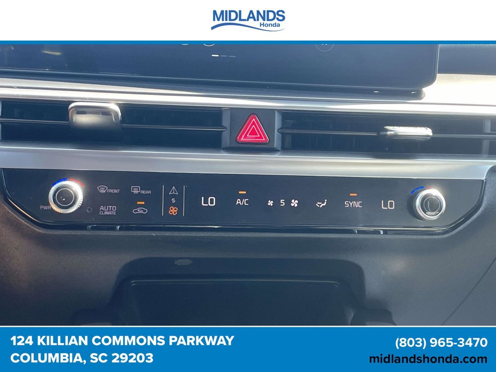 Used 2025 Kia Sorento EX FWD image 28