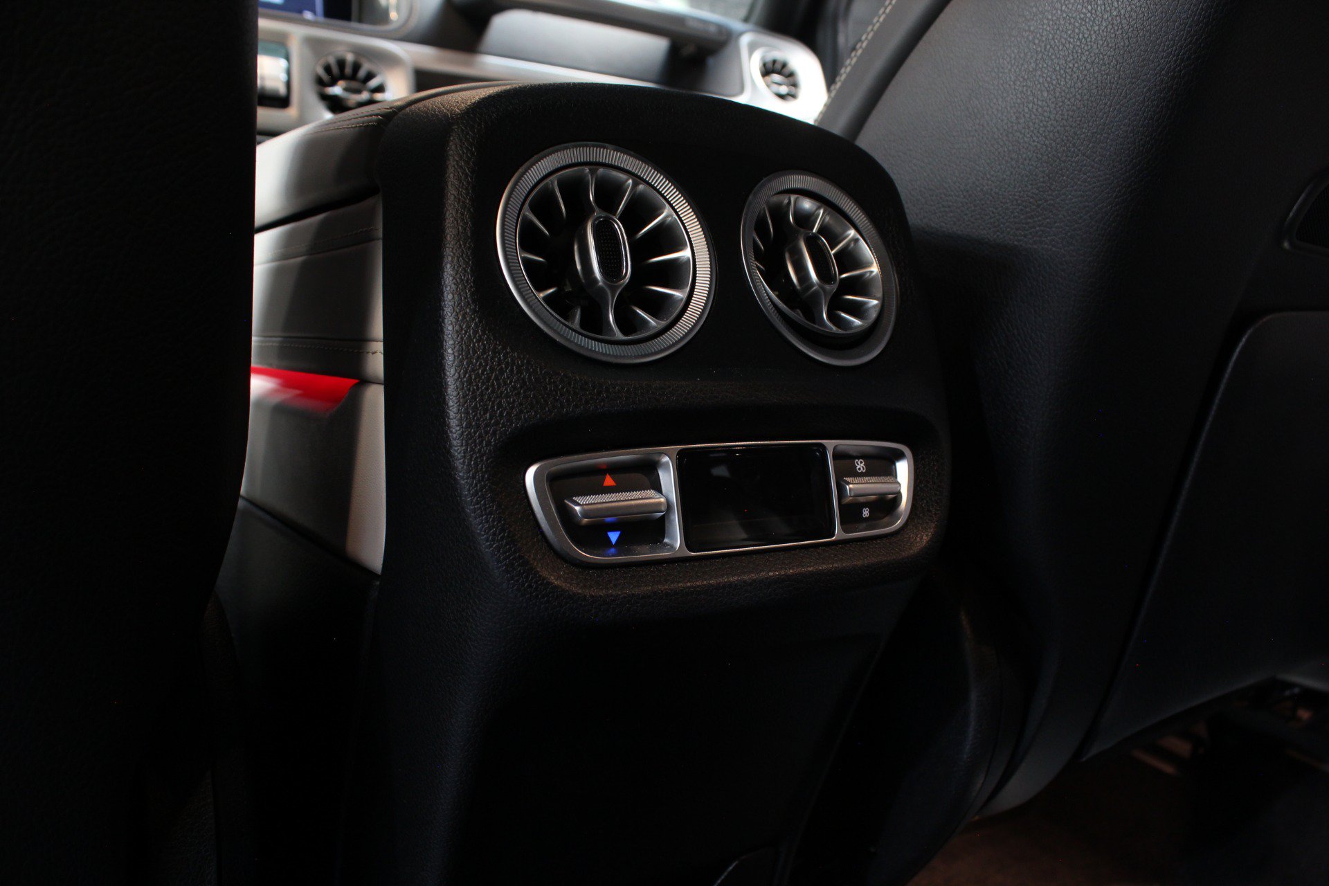 Used 2021 Mercedes-Benz G 550 image 41