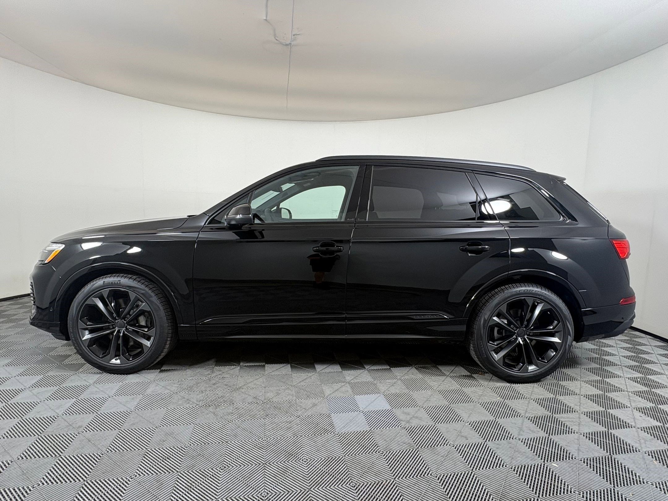 New 2026 Audi Q7 3.0T Premium Plus image 2