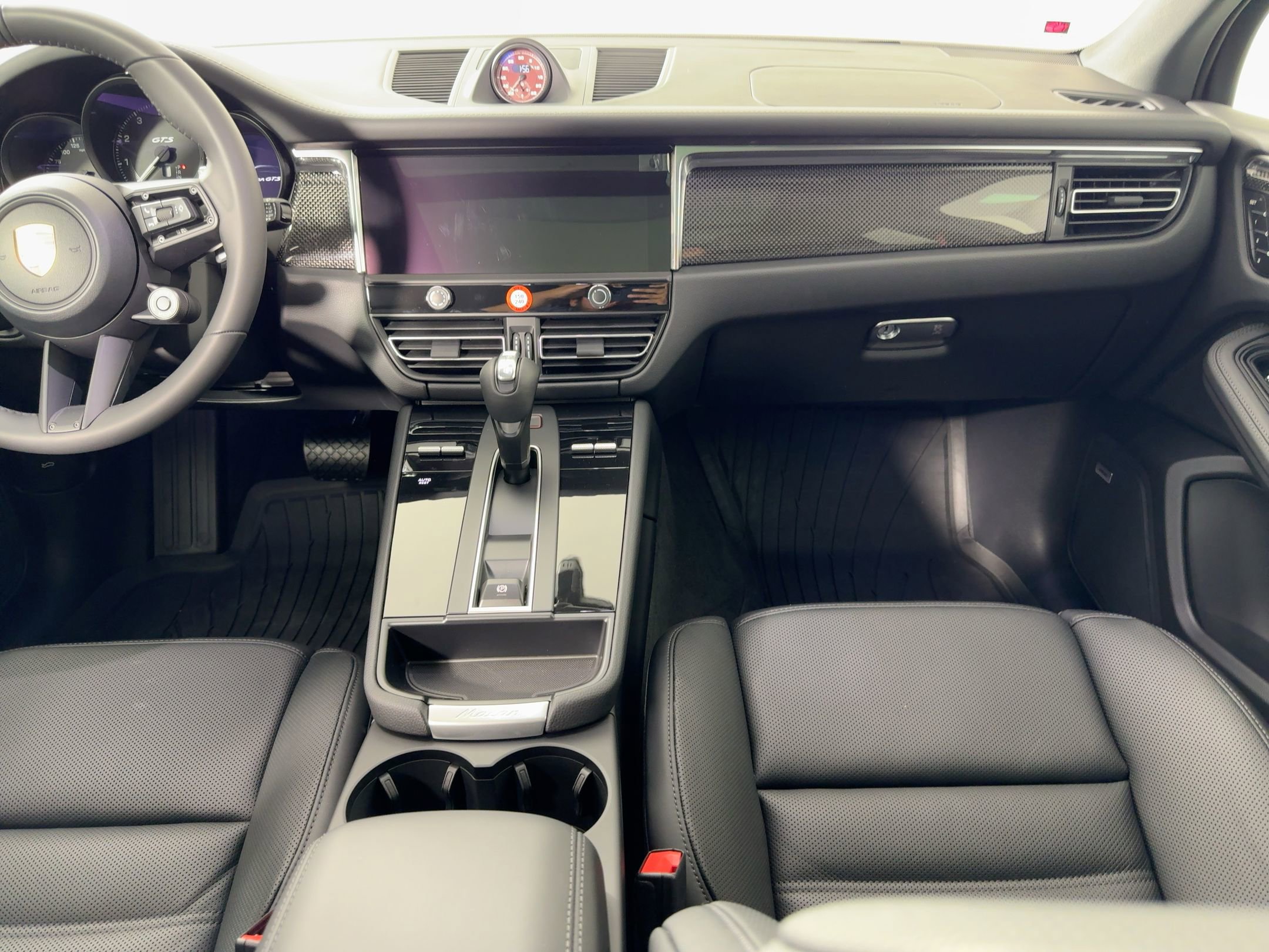 Used 2026 Porsche Macan GTS AWD/4WD image 25