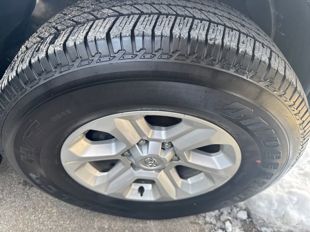 Used 2023 Toyota 4Runner SR5 Premium image 39