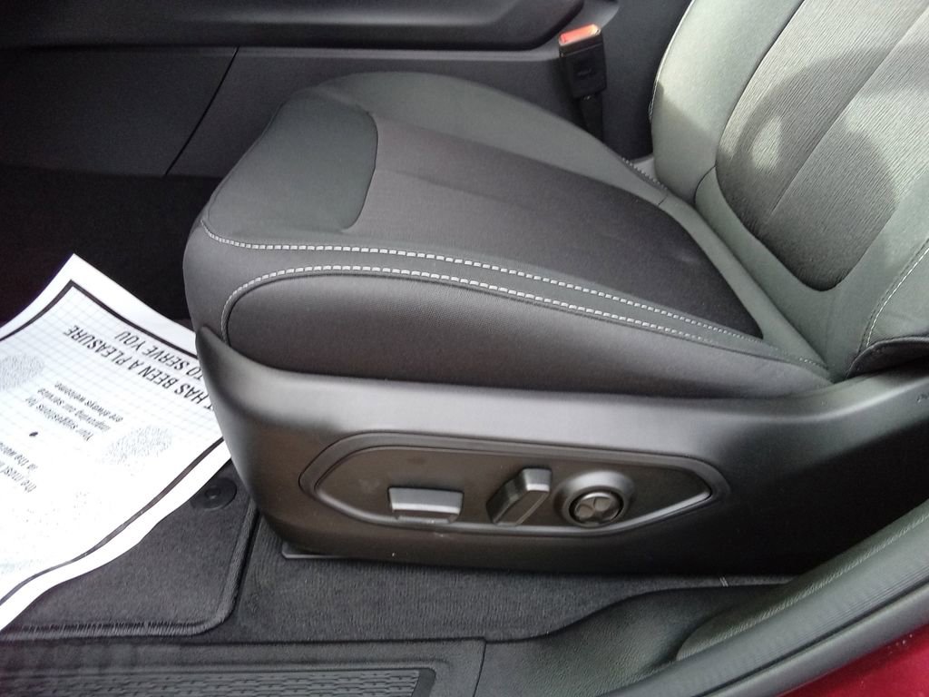 New 2026 Jeep Grand Cherokee Laredo X image 13