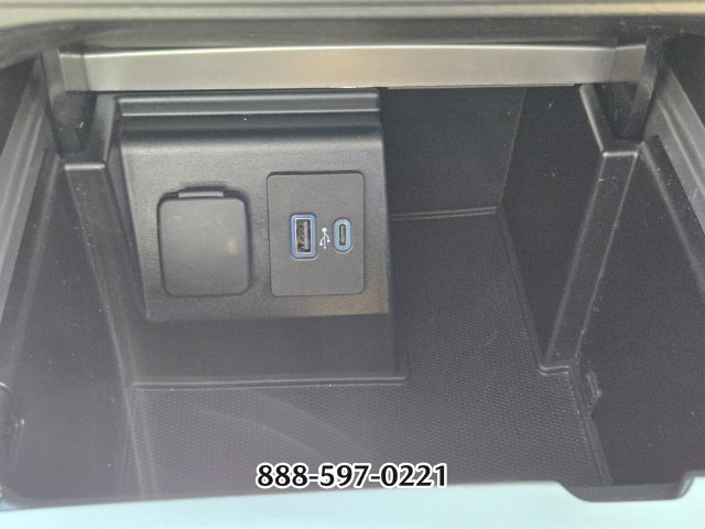 Certified 2020 Ford Explorer XLT w/ Equipment Group 202A RWD image 24