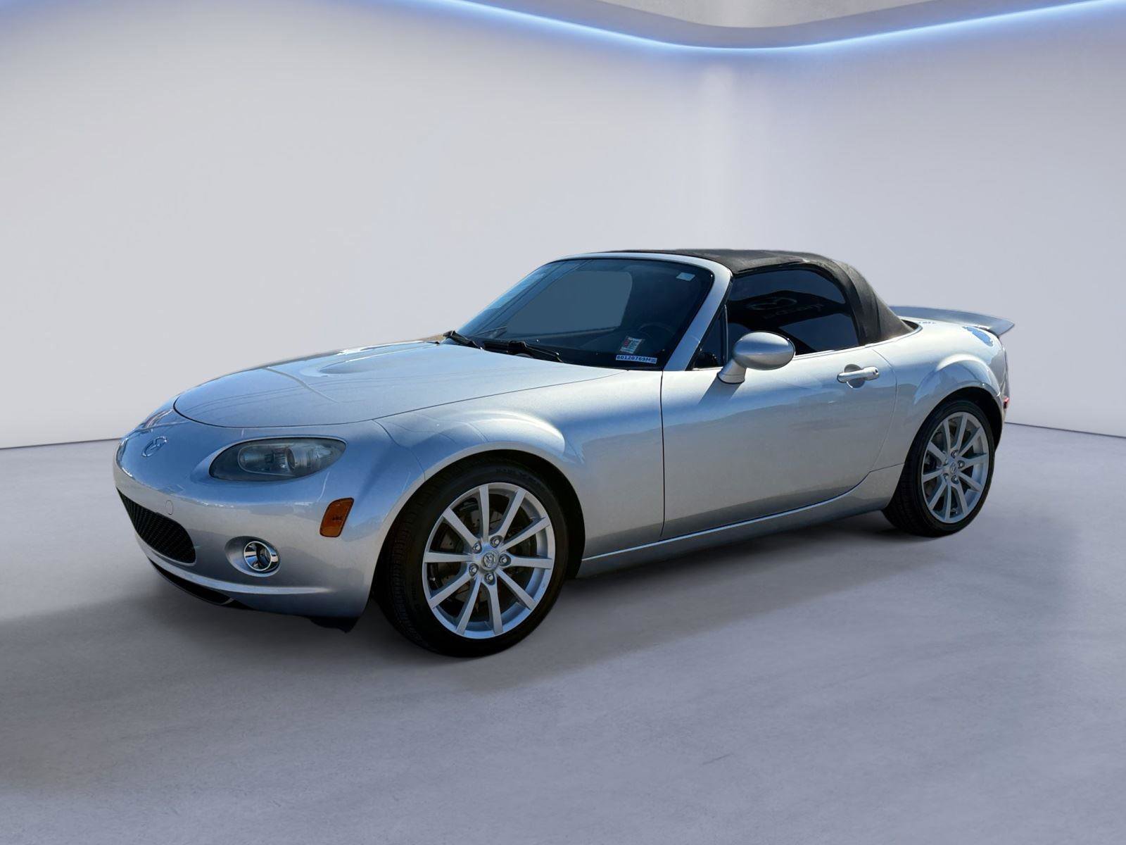 Used 2006 MAZDA MX-5 Miata Grand Touring w/ Premium Pkg image 8