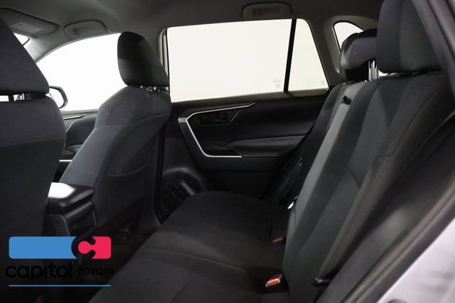 Certified 2021 Toyota RAV4 LE AWD/4WD image 30