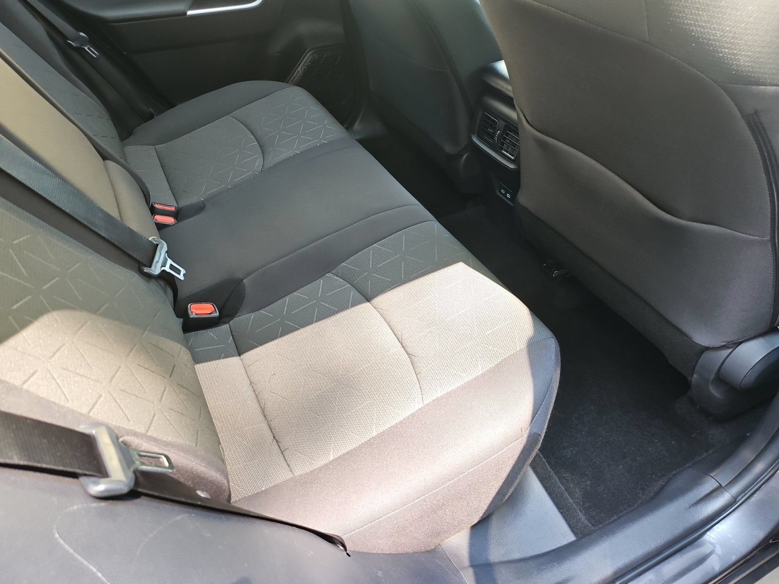 Used 2023 Toyota RAV4 XLE FWD image 26