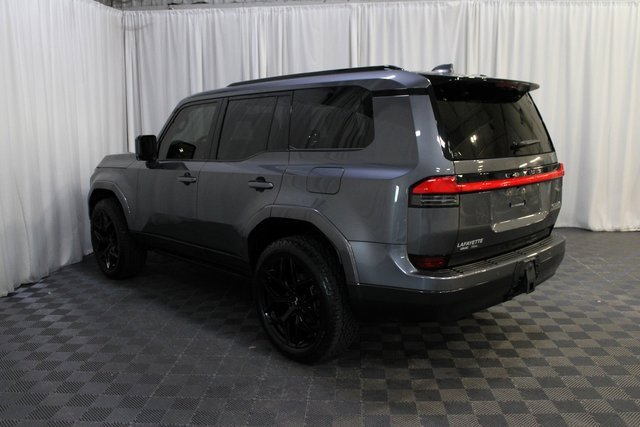 Used 2024 Lexus GX 550 image 4