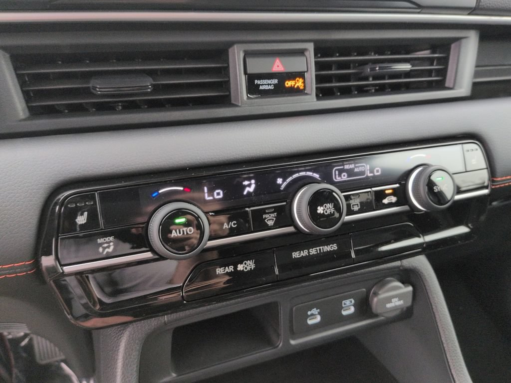 New 2026 Honda Pilot Sport image 16