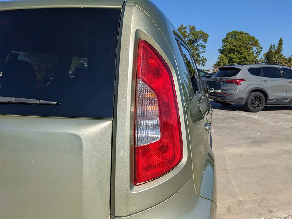 Used 2012 Kia Soul image 11