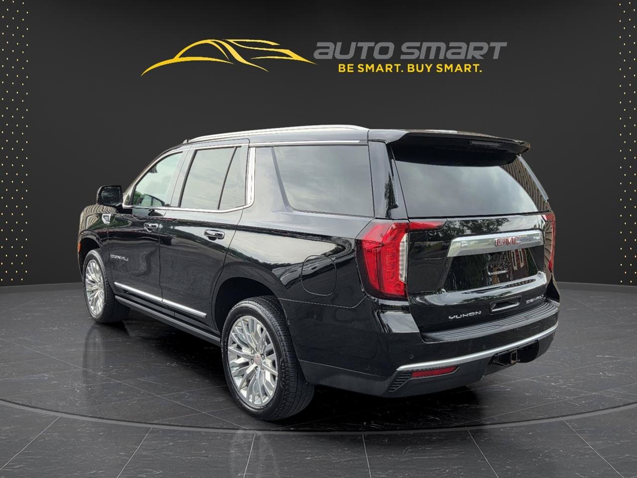 Used 2023 GMC Yukon Denali w/ Max Trailering Package AWD/4WD image 3