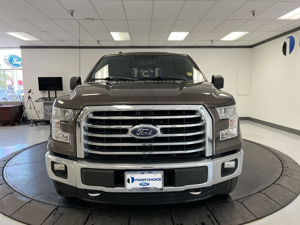 Used 2016 Ford F150 XLT w/ Equipment Group 302A Luxury AWD/4WD image 3