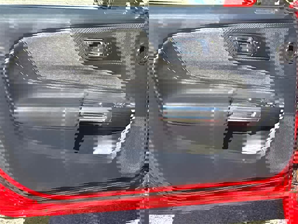 Used 2024 Ford Mustang Coupe image 11