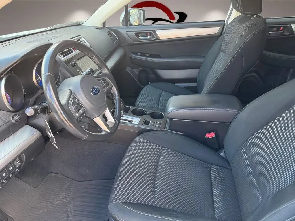 Used 2017 Subaru Outback 2.5i Premium AWD/4WD image 10