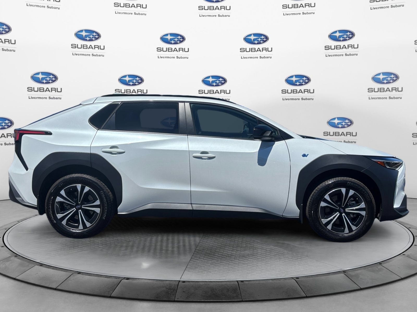Certified 2025 Subaru Solterra w/ Premium Package AWD/4WD image 6