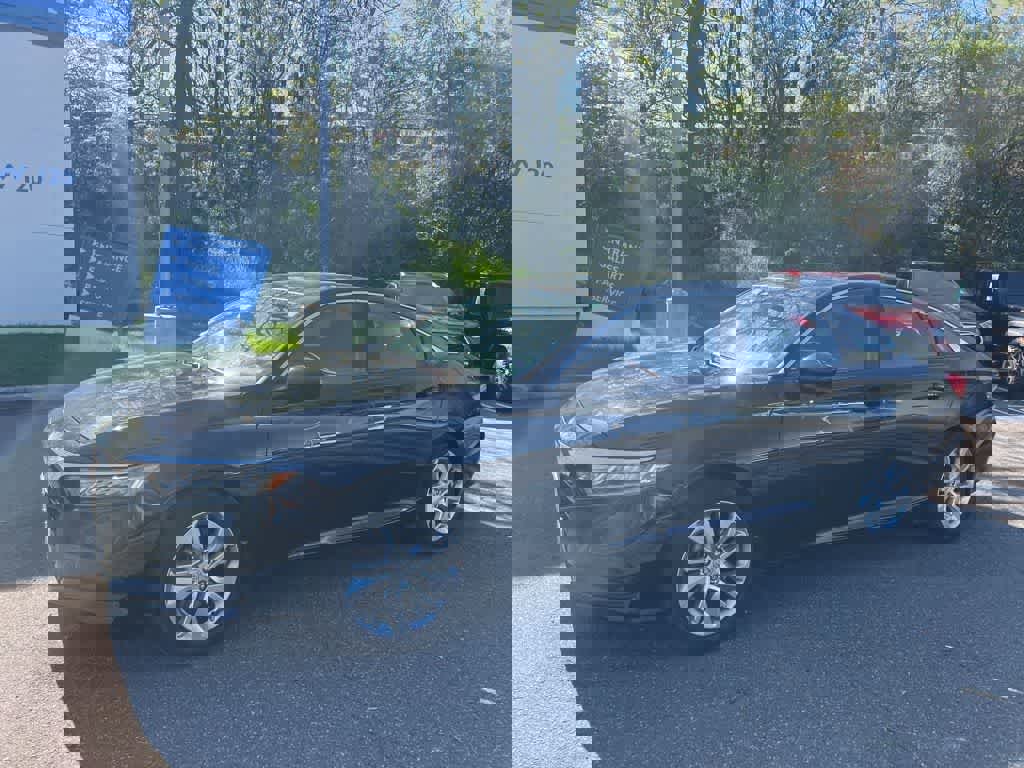 Certified 2019 Honda Accord LX image 3