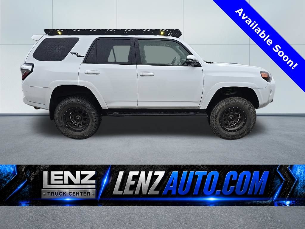 Used 2021 Toyota 4Runner TRD Off-Road Premium w/ Moonroof Package AWD/4WD video 1