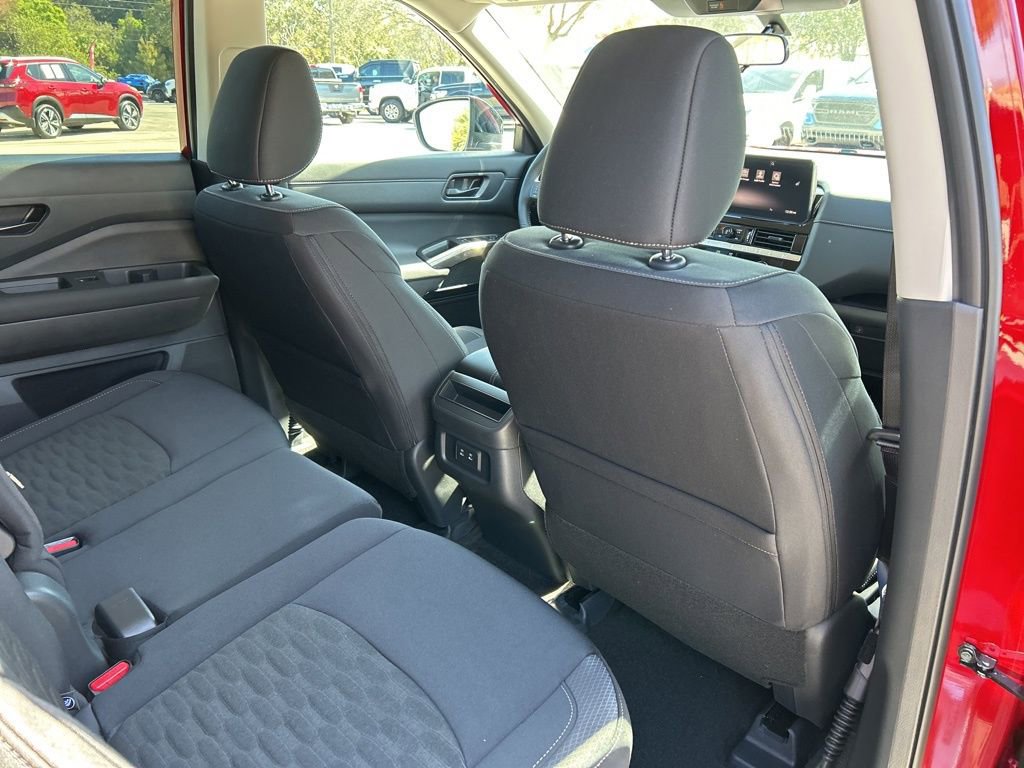 New 2026 Nissan Pathfinder SV image 46