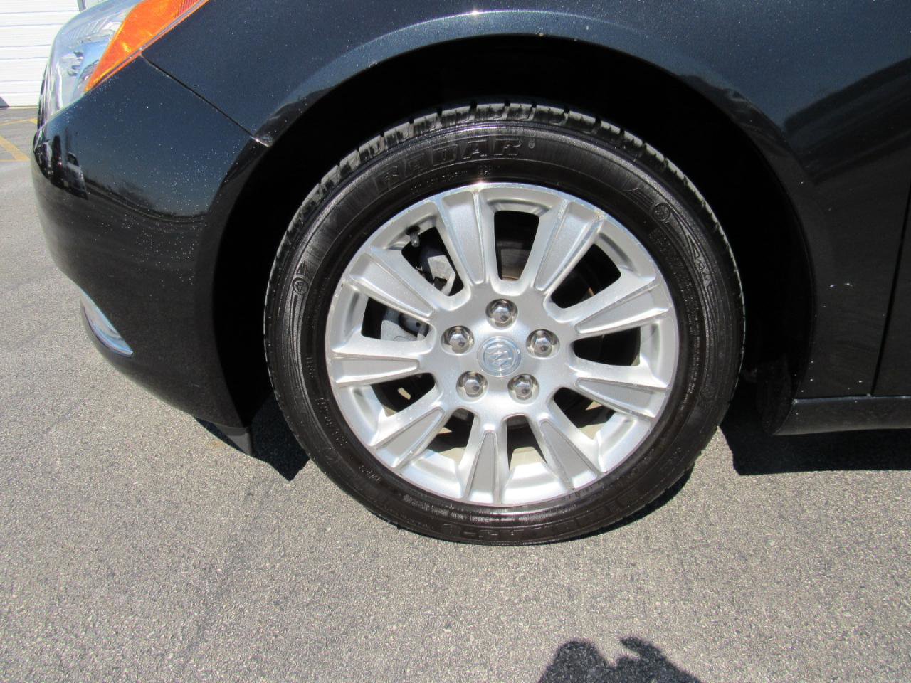 Used 2012 Buick Regal Premium image 11