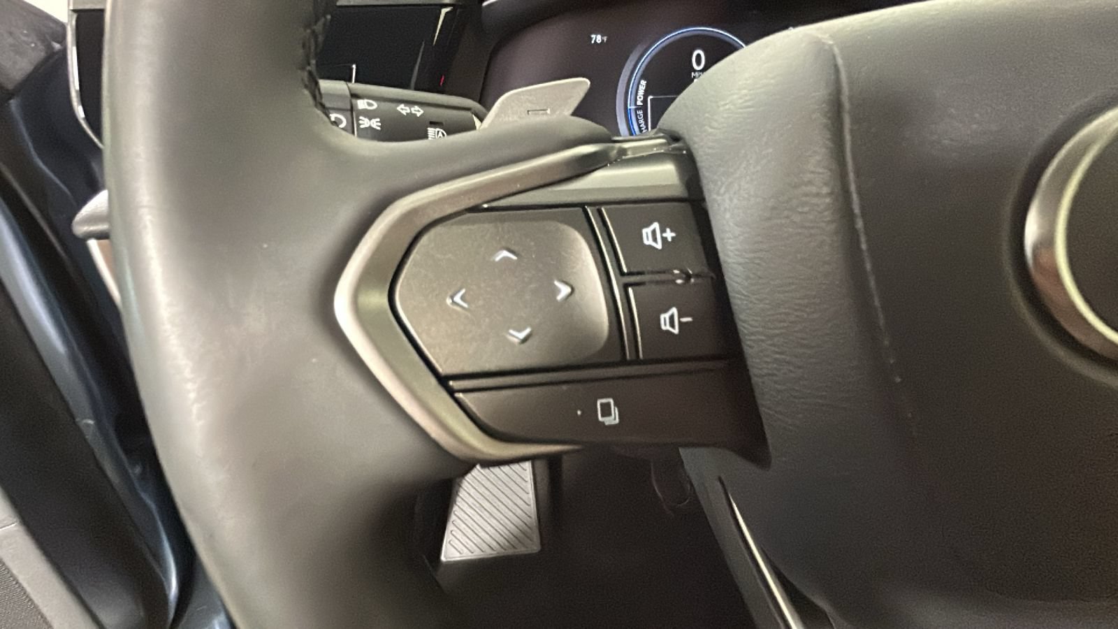 Used 2023 Lexus RZ 450e Premium w/ Technology Package AWD/4WD image 16