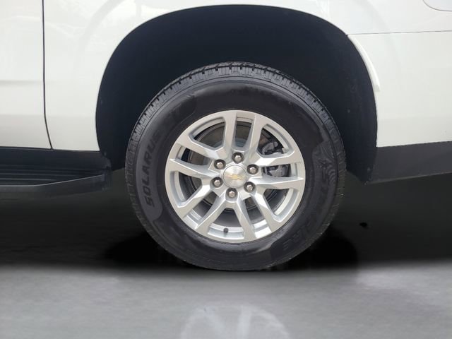 Used 2023 Chevrolet Suburban LT AWD/4WD image 12