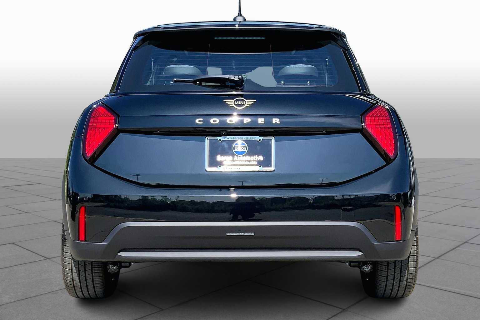 New 2026 MINI Cooper 2-Door Hardtop image 4