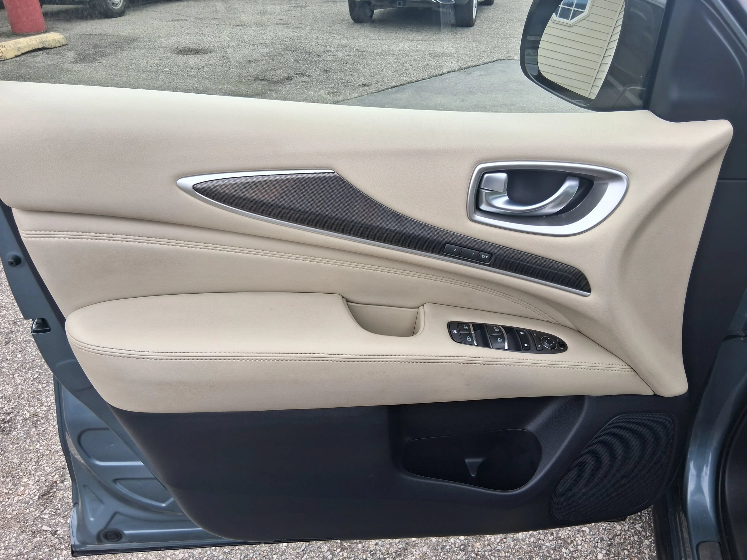 Used 2018 INFINITI QX60 Luxe w/ Premium Plus Package AWD/4WD image 9