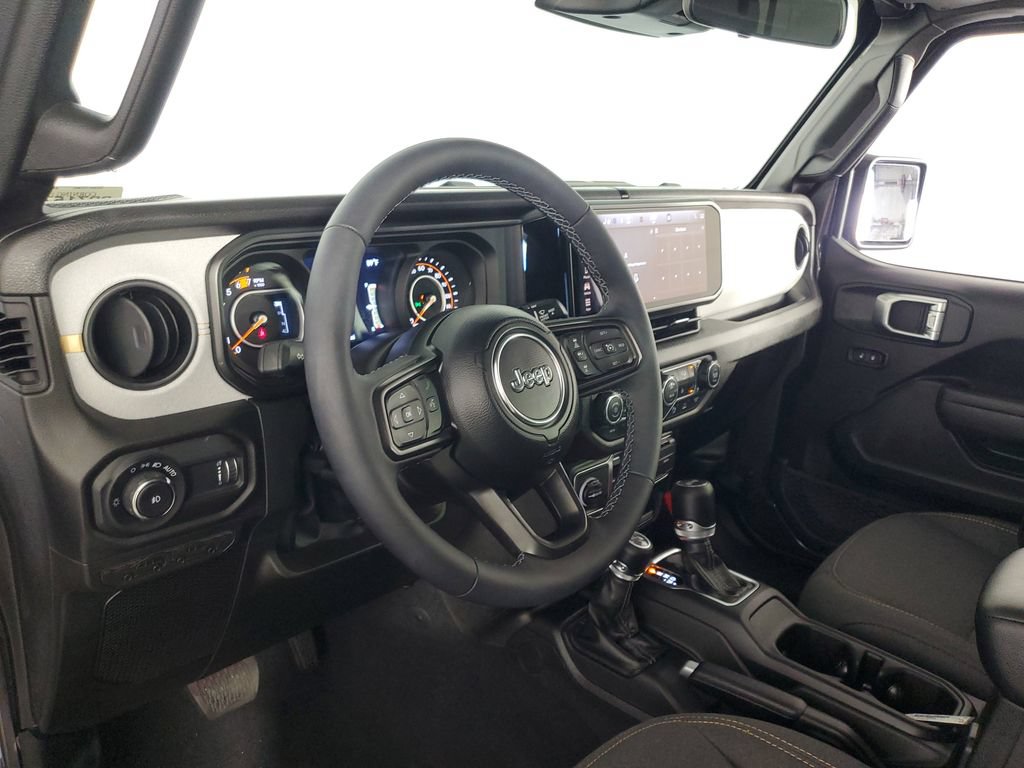 Used 2026 Jeep Wrangler Unlimited Sport AWD/4WD image 11