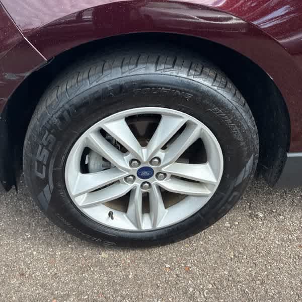 Used 2018 Ford Edge SEL w/ Equipment Group 201A FWD image 26
