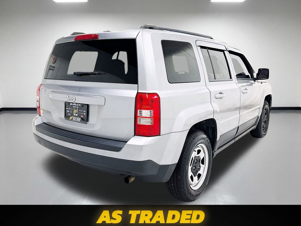 Used 2016 Jeep Patriot Sport w/ Power Value Group FWD image 7