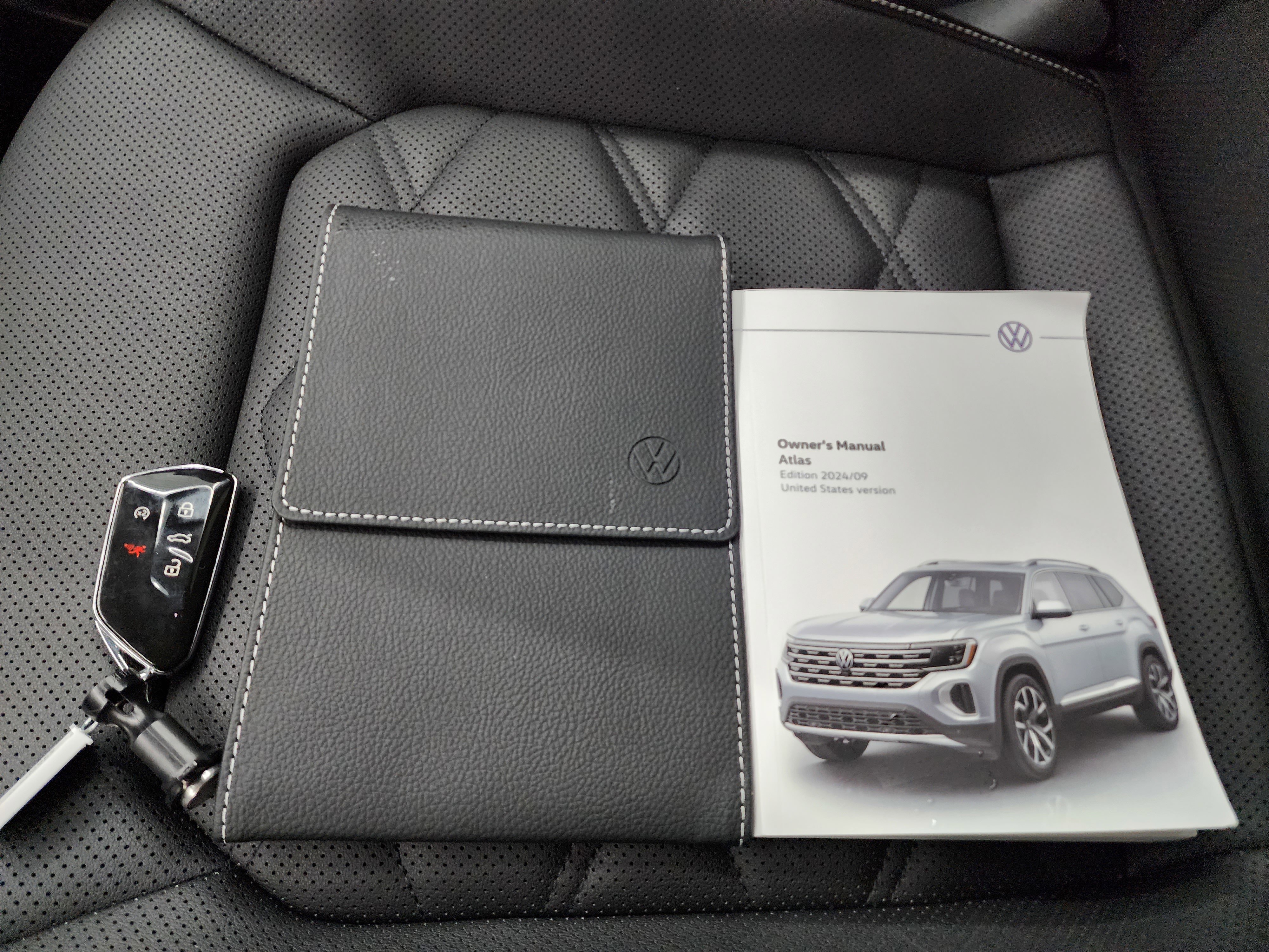 Used 2025 Volkswagen Atlas SE image 44