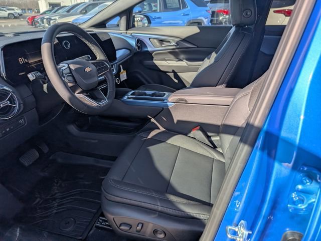 New 2026 Chevrolet Equinox EV LT image 13