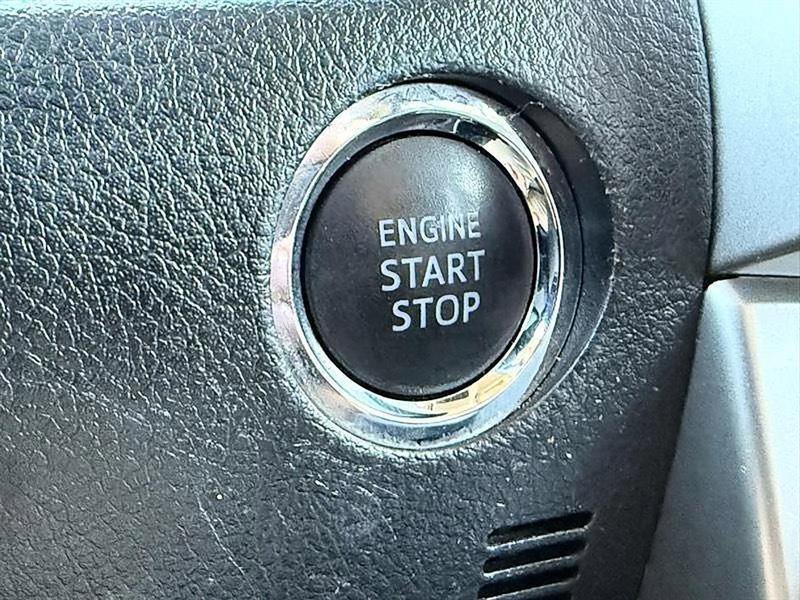 Used 2022 Toyota 4Runner SR5 AWD/4WD image 35