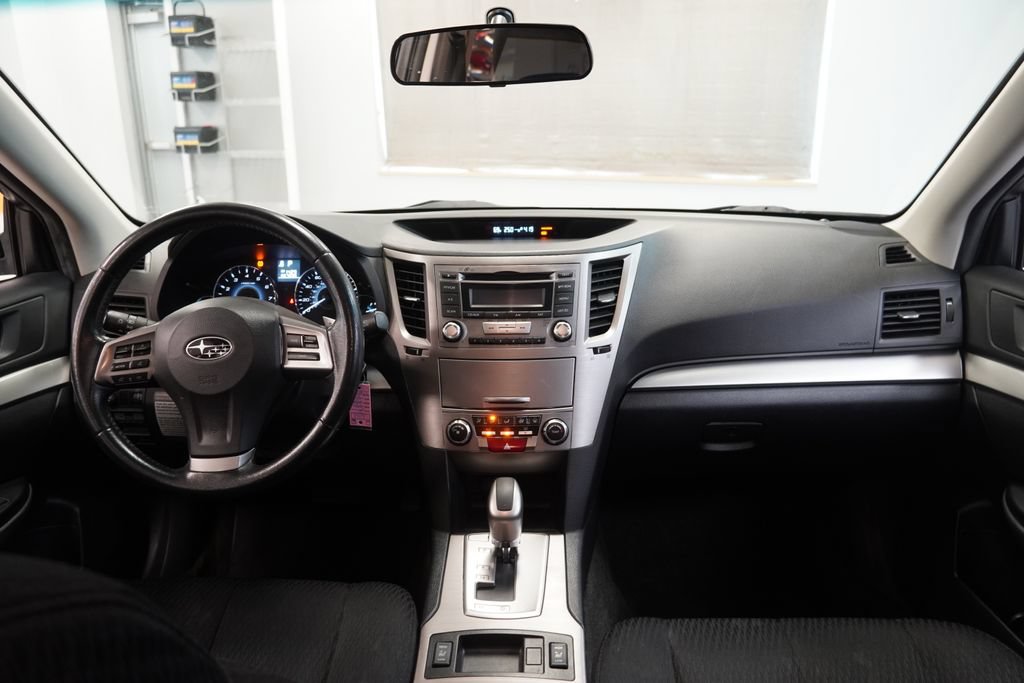 Used 2012 Subaru Outback 2.5i Premium w/ All-Weather Pkg AWD/4WD image 19