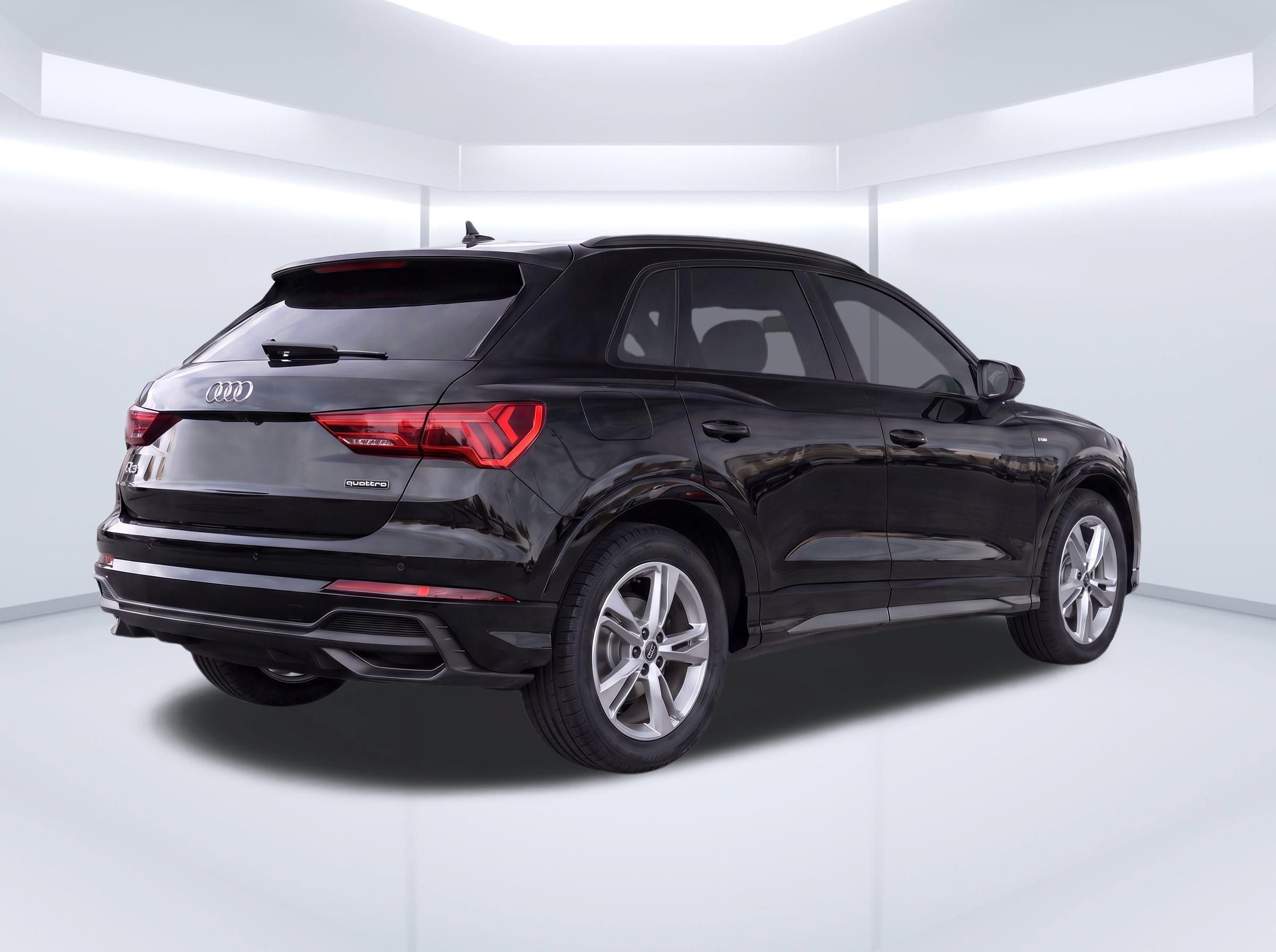 Certified 2024 Audi Q3 2.0T Premium AWD/4WD image 4