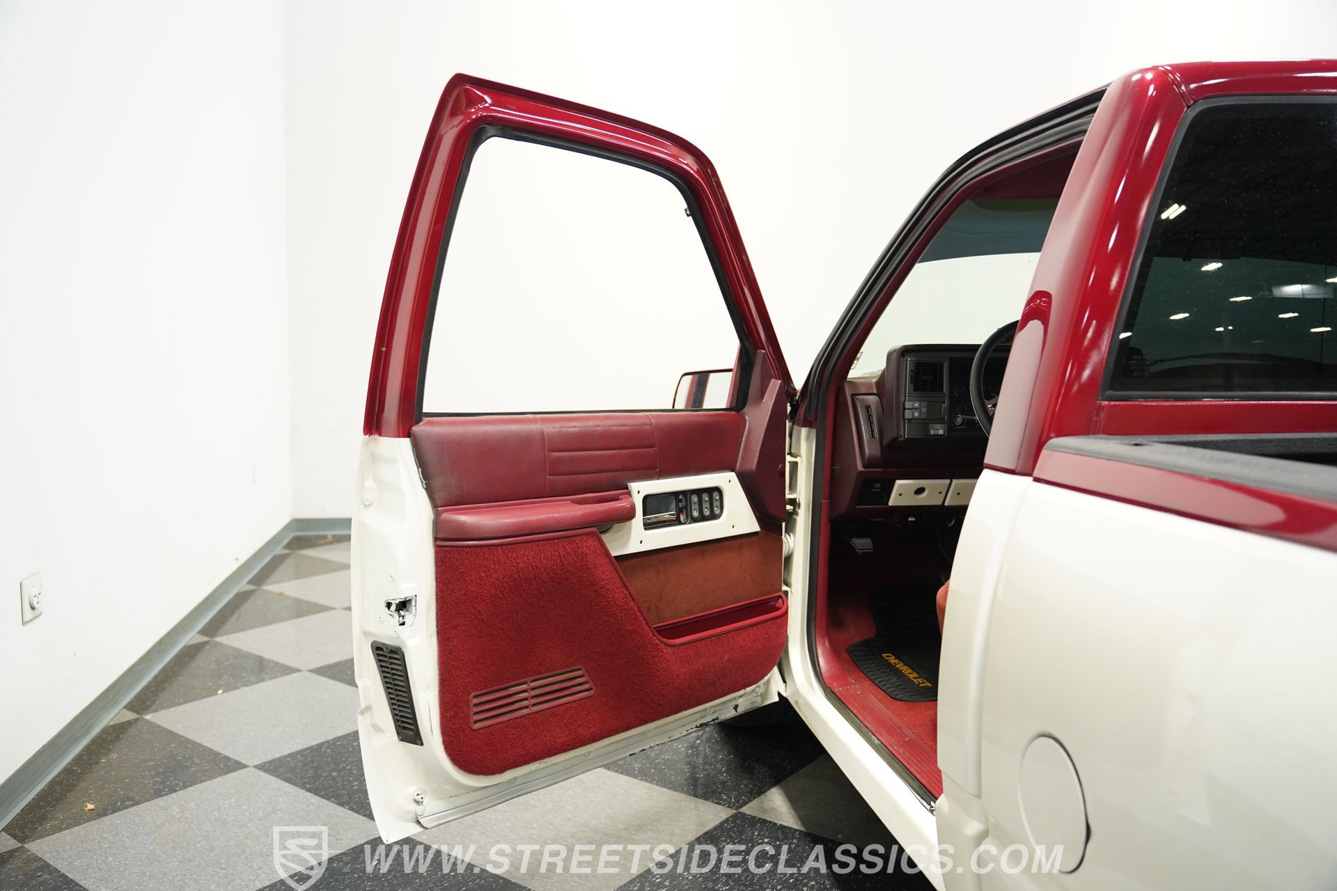 Used 1994 GMC Sierra 1500 2WD Regular Cab image 35