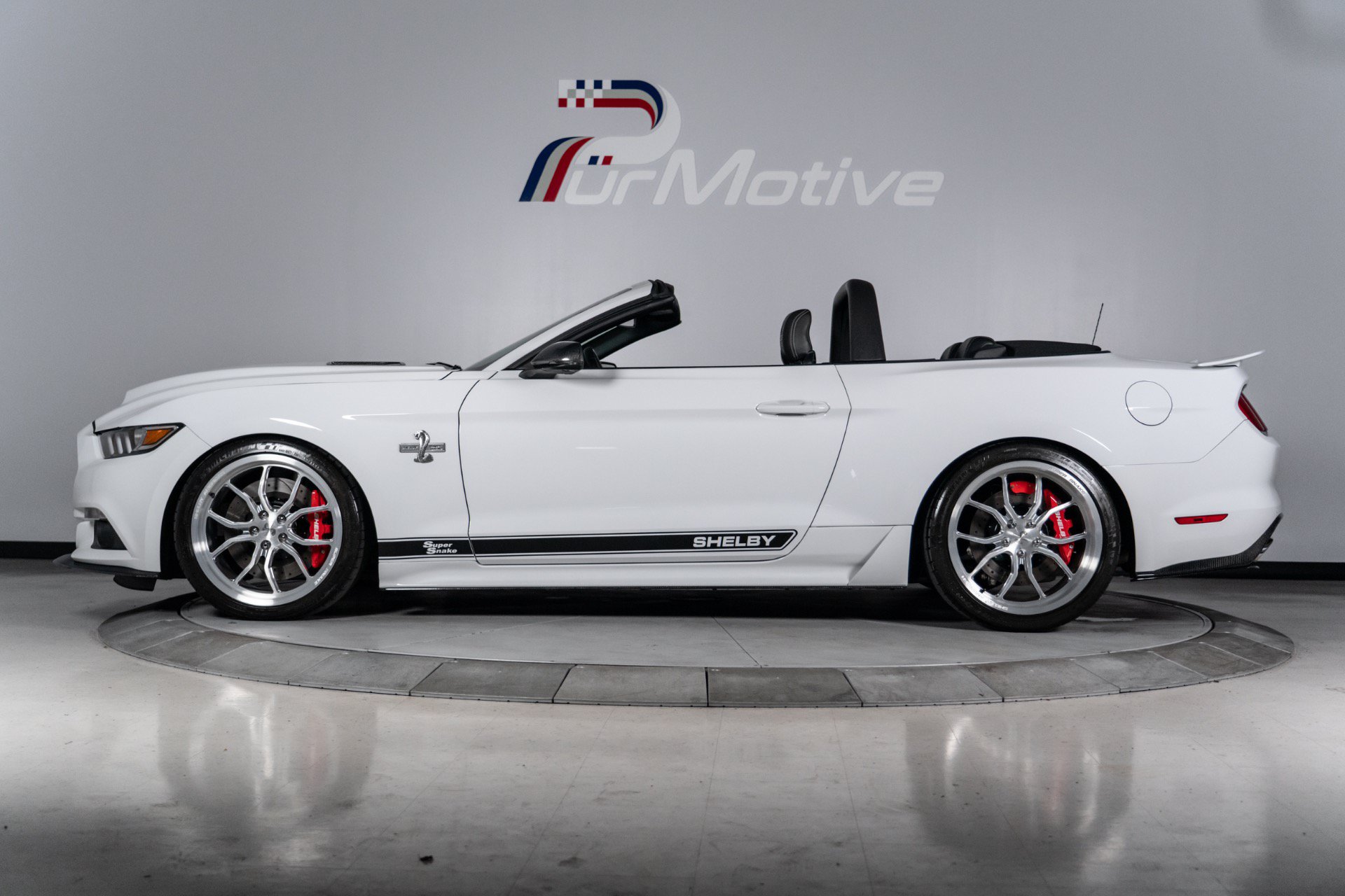 Used 2015 Ford Mustang GT Premium w/ Equipment Group 401A RWD image 3