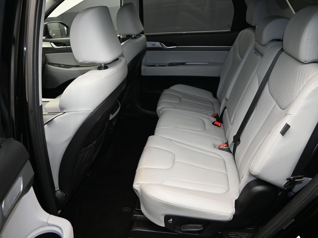 Used 2023 Hyundai Palisade SEL image 13