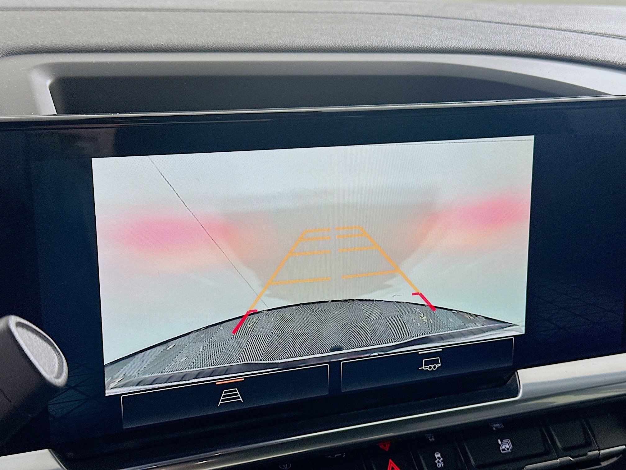 Used 2024 GMC Sierra 1500 Elevation image 23