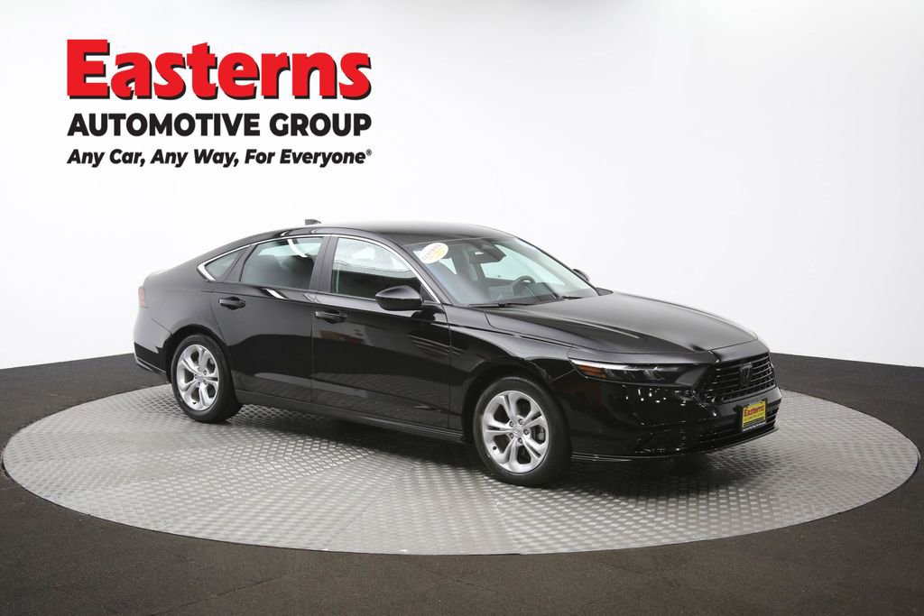 Used 2025 Honda Accord LX image 47