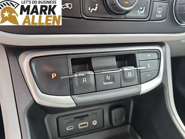 Used 2024 GMC Terrain SLT FWD image 15
