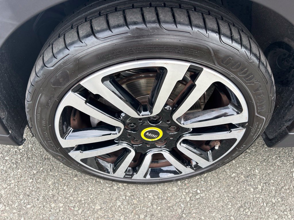 Used 2024 MINI Cooper SE FWD image 10