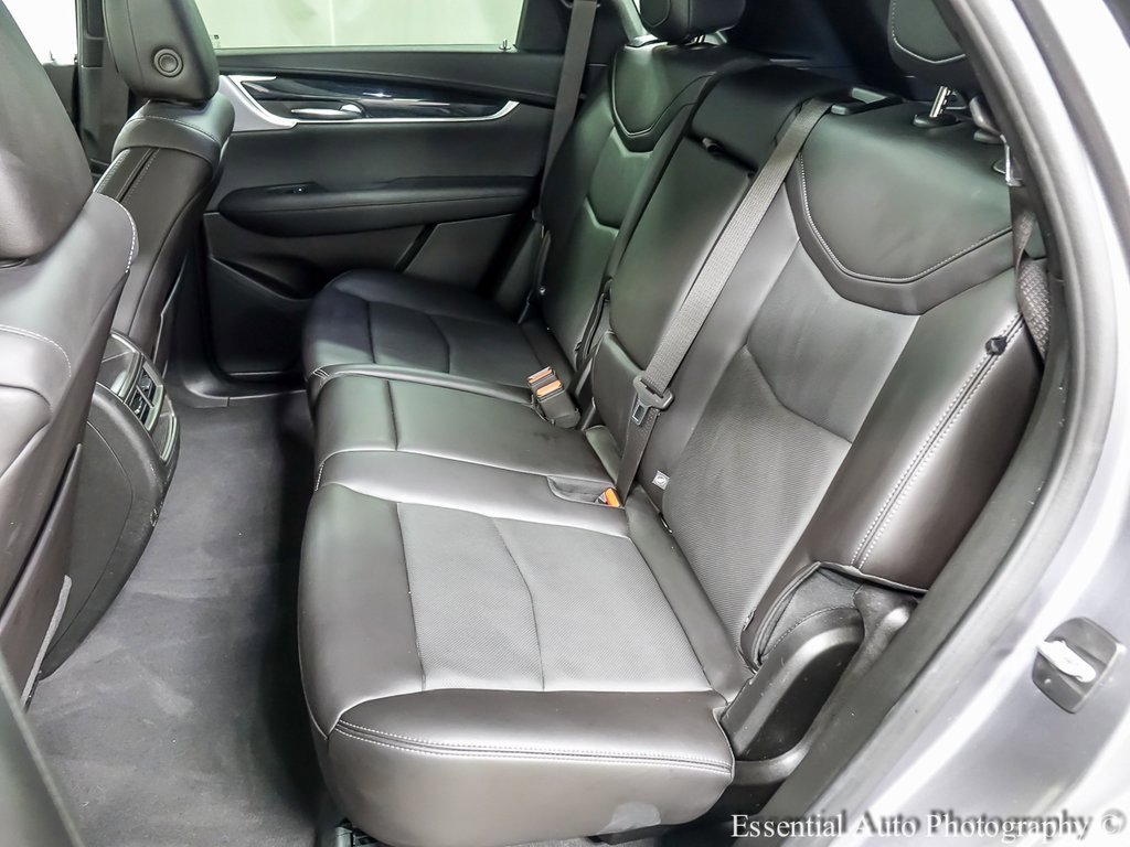 Used 2024 Cadillac XT5 Premium Luxury image 11