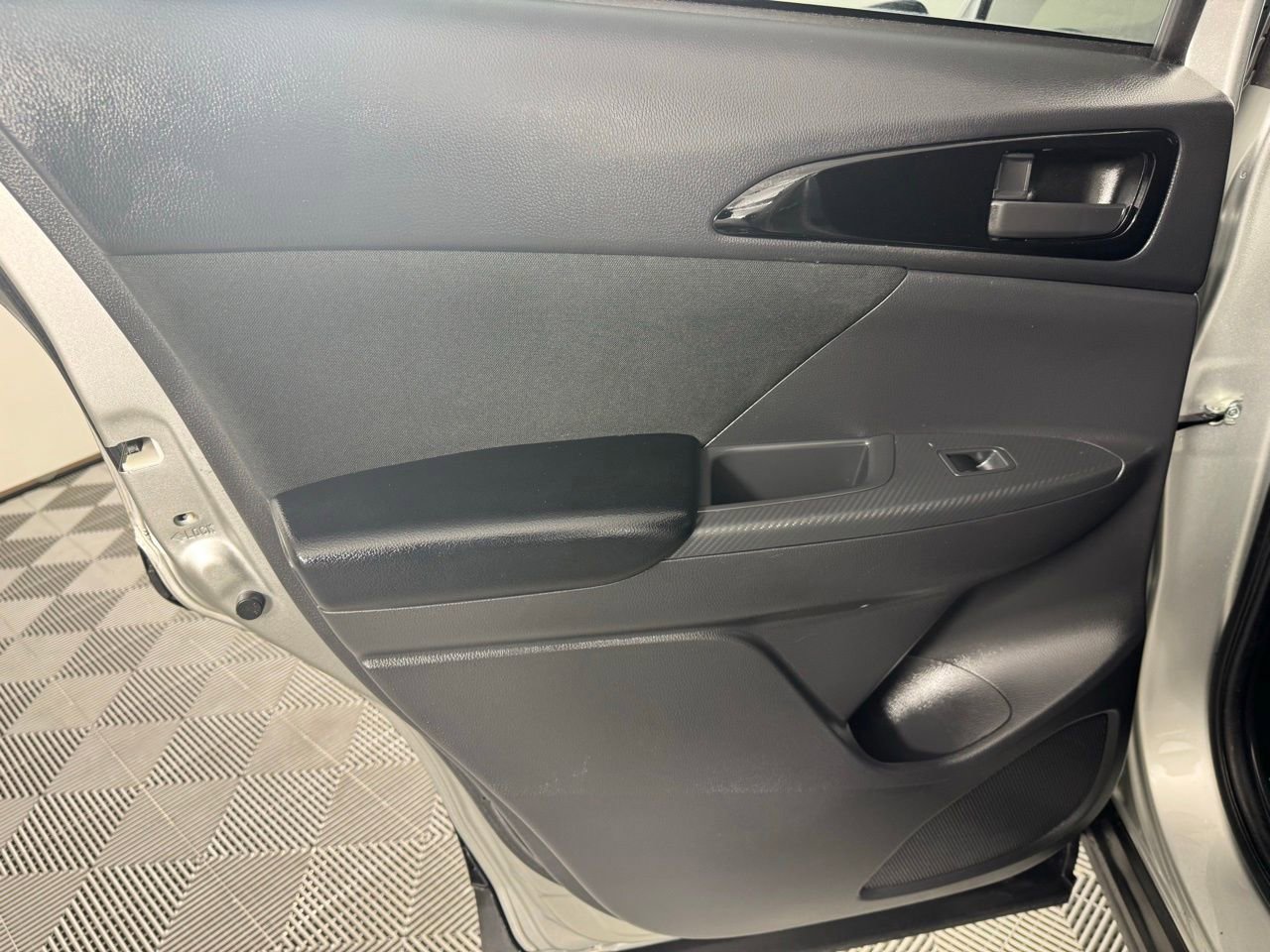 Used 2024 Mitsubishi Eclipse Cross ES image 21