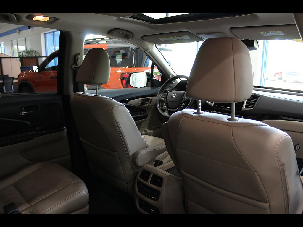 Used 2016 Honda Pilot Elite image 20