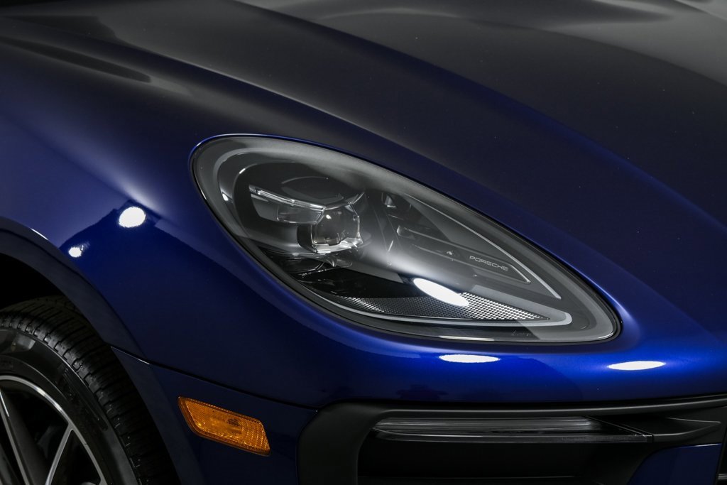 New 2026 Porsche Macan image 38