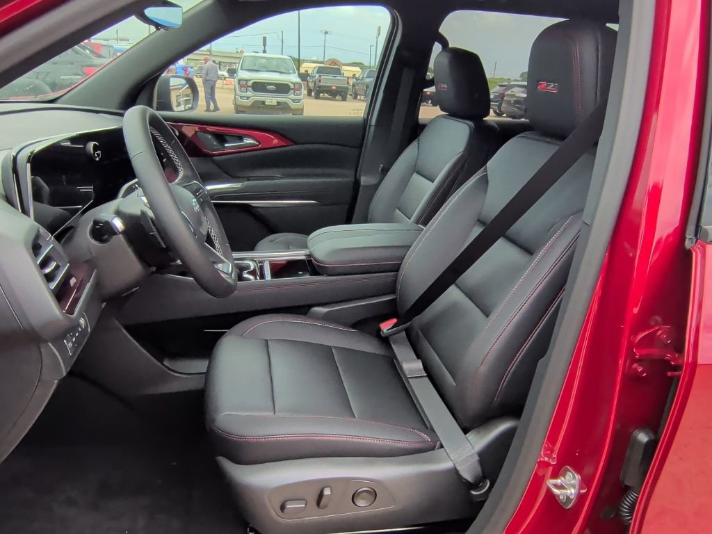 New 2026 Chevrolet Traverse Z71 w/ Driver Confidence Package AWD/4WD image 13